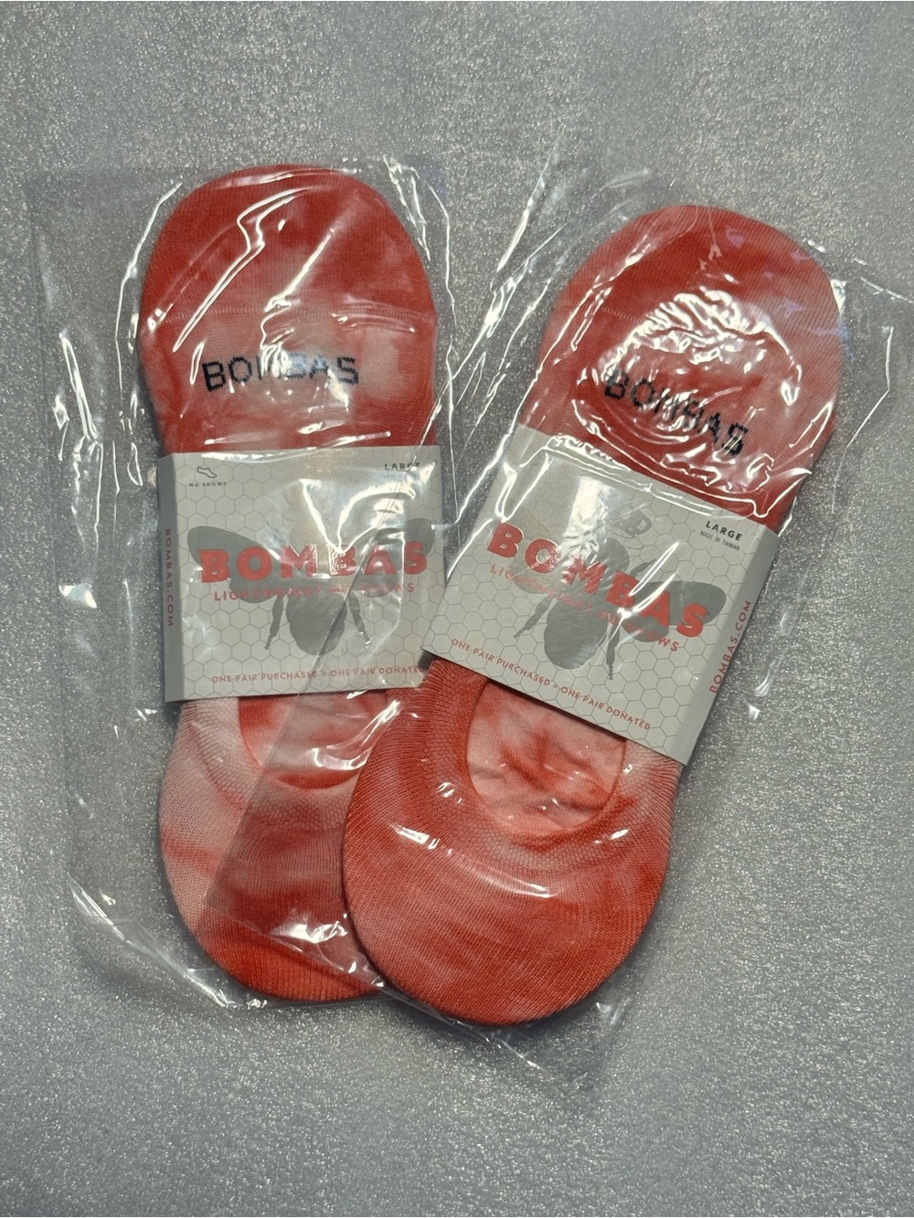 Bombas Unisex Lightweight Tie Dye No Show Orange Socks 2-Pack Size Large